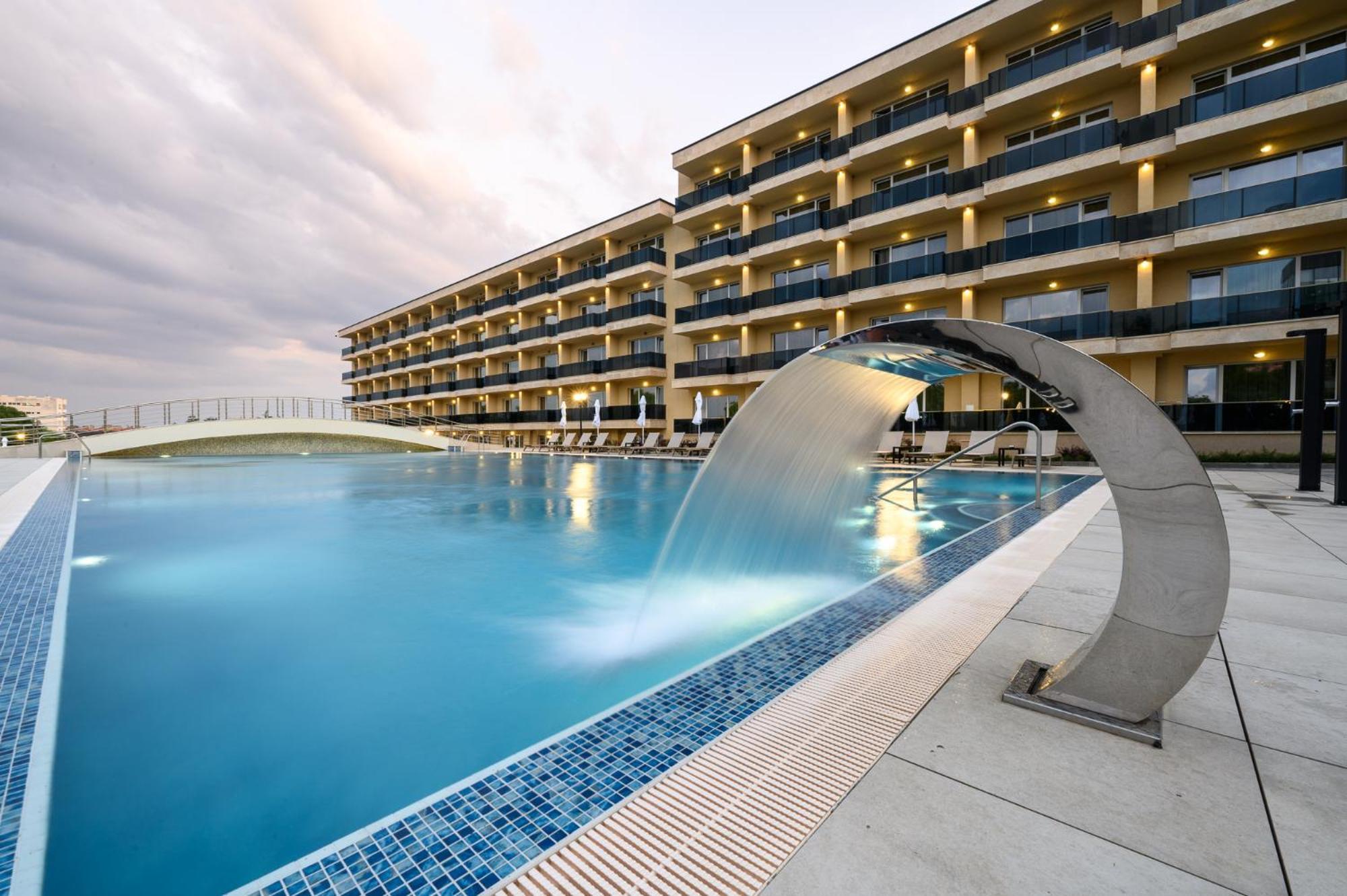 Empire Balneo & Spa Hotel Hisarya Exterior photo