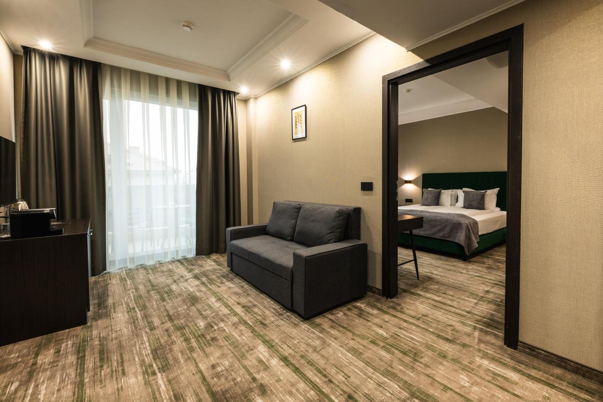 Empire Balneo & Spa Hotel Hisarya Exterior photo